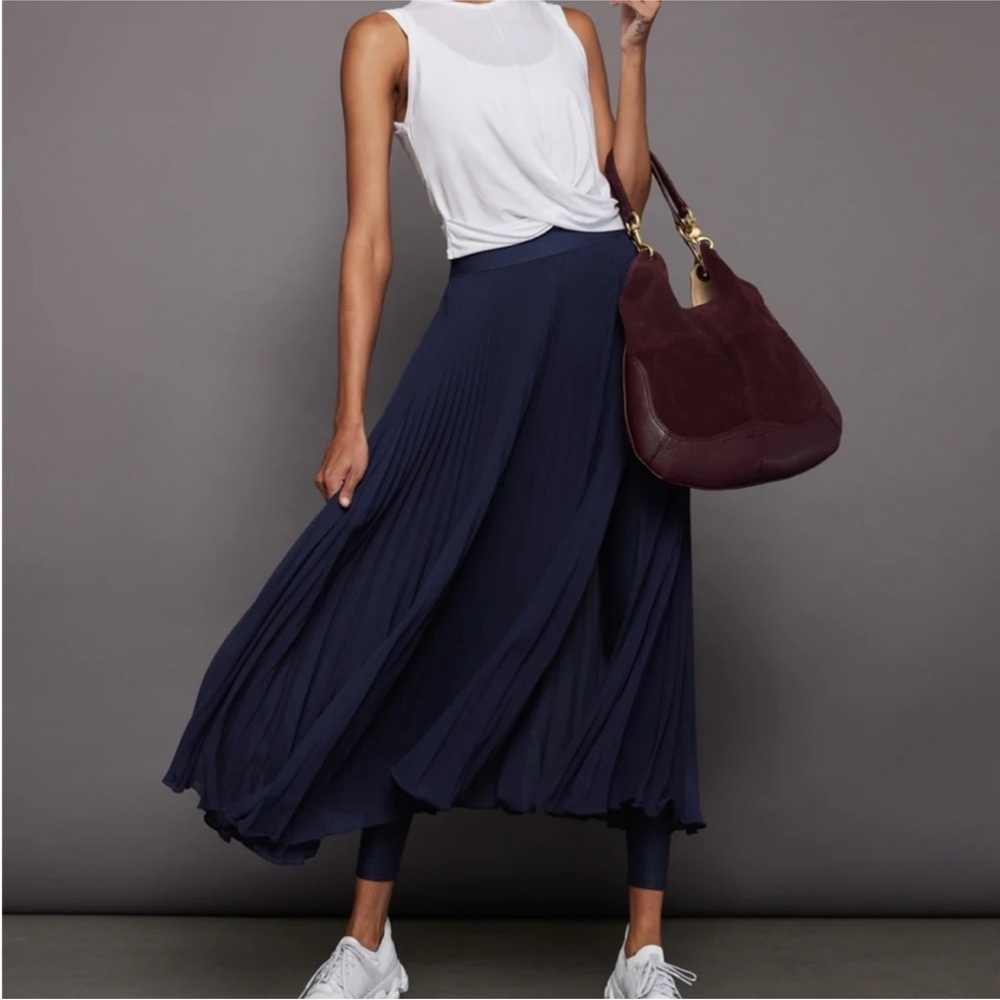 Carbon38 navy mesh maxi skirt size medium never worn